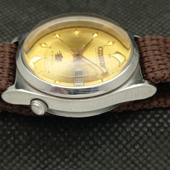 Vintage 1977 Citizen Automatic Mens Silver Watch W/daydate & Gold accents - Picture 5 of 8